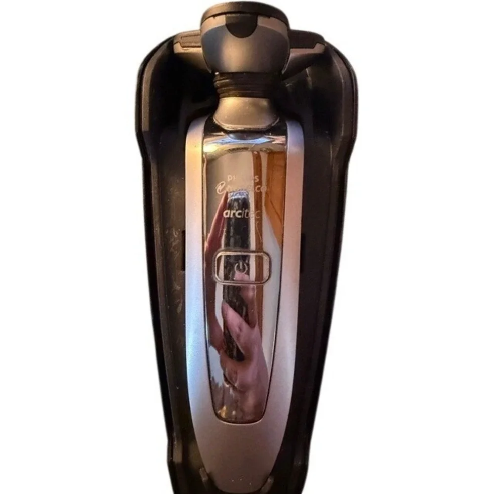 Philips‎ Norelco Arcitec 1060X Men Electric Rotary Shave/  Charging Stand & Case